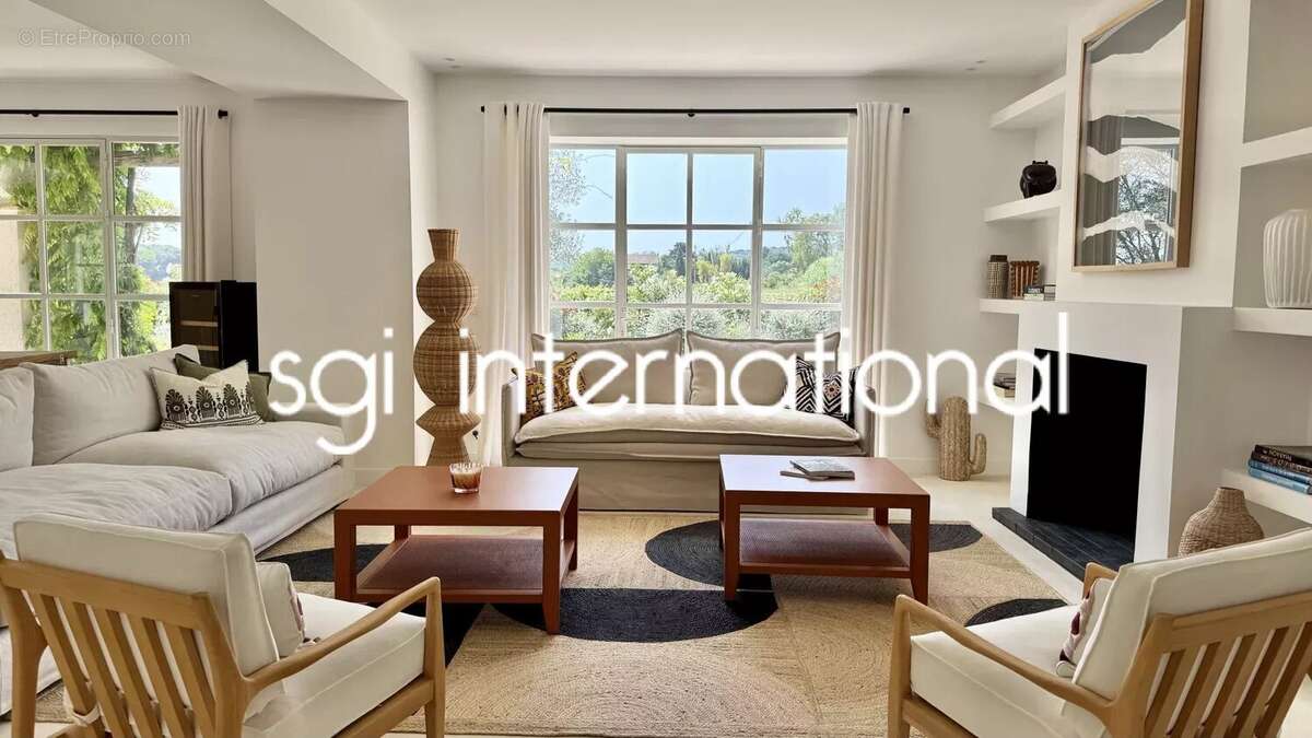 Maison à RAMATUELLE