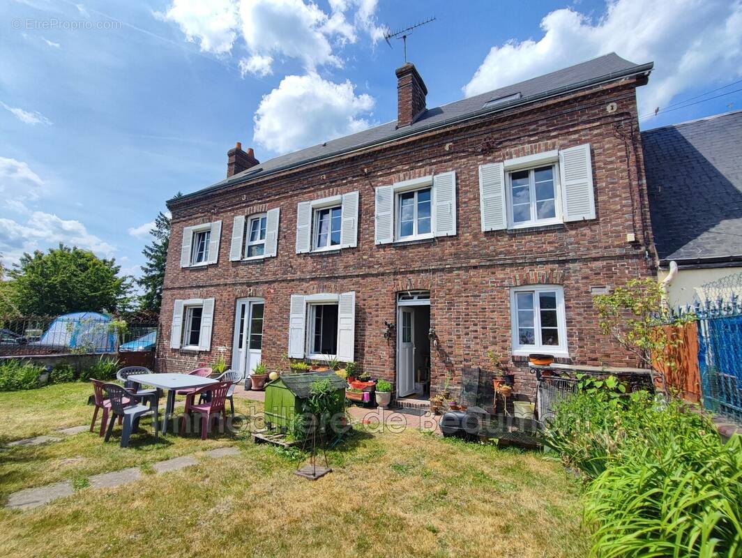 Maison à BEAUMONT-LE-ROGER