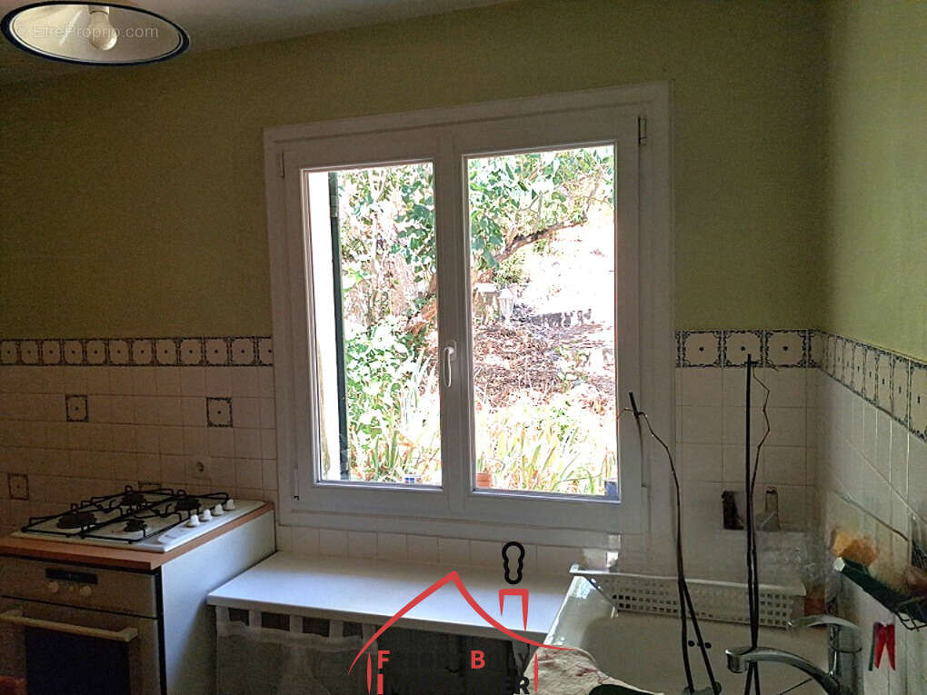 Maison 3 chambres + bureau - jardin avec vue sur la vallée ! - photo 3