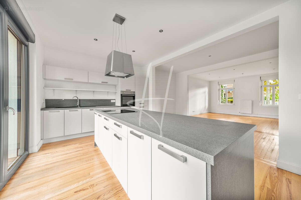 Maison à LE BAN-SAINT-MARTIN