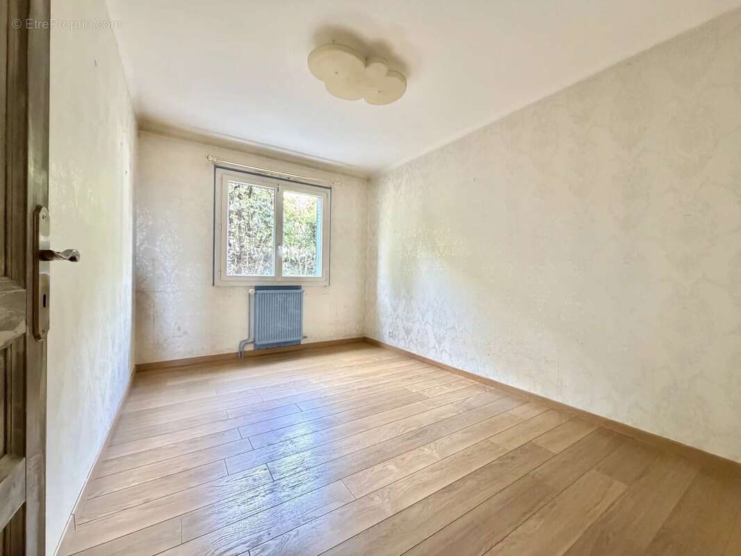 Appartement à VENCE