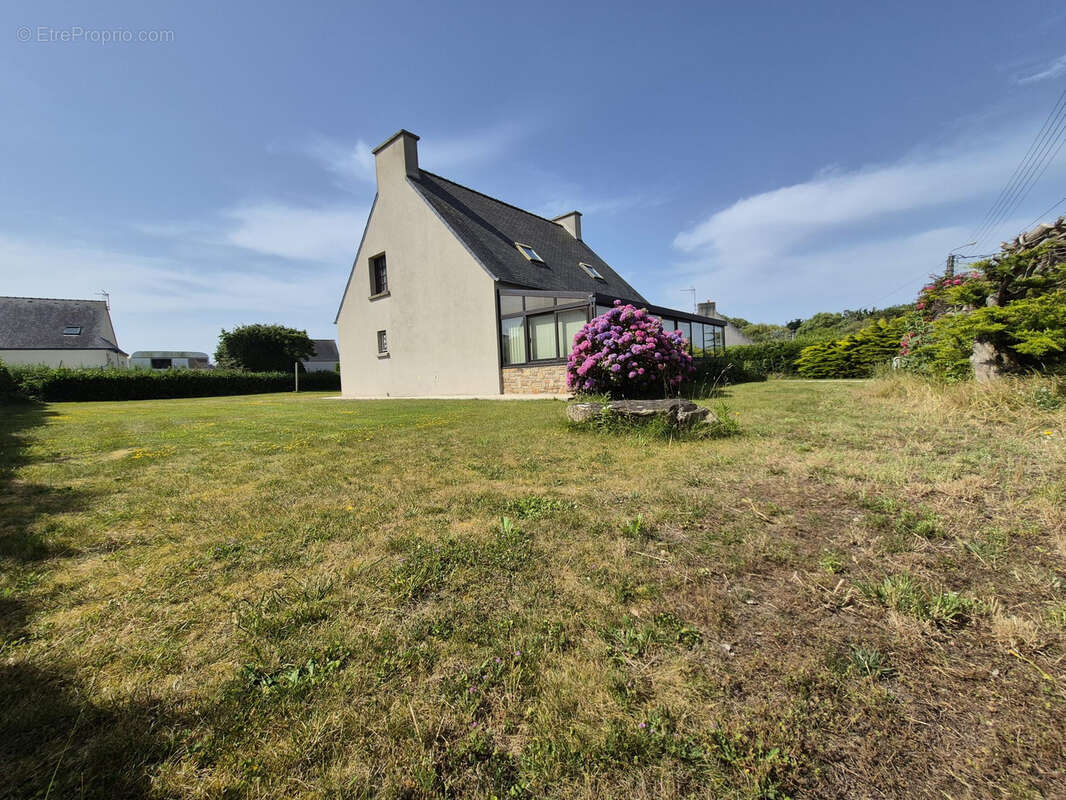 Maison à PLOUGUERNEAU