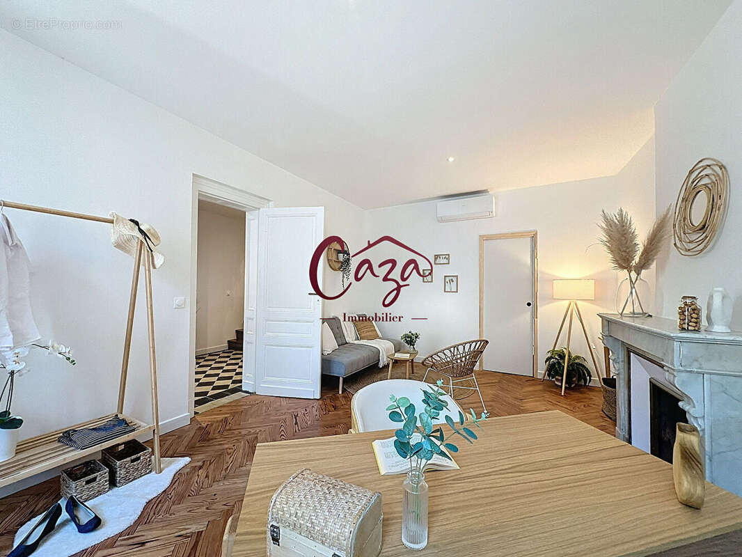 Maison à CAMBLANES-ET-MEYNAC