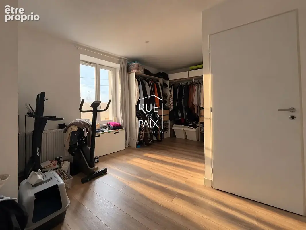 Maison de ville rénovée avec soin et prête à vous accueillir ! - photo 12