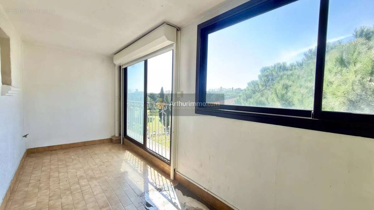 Appartement à FREJUS