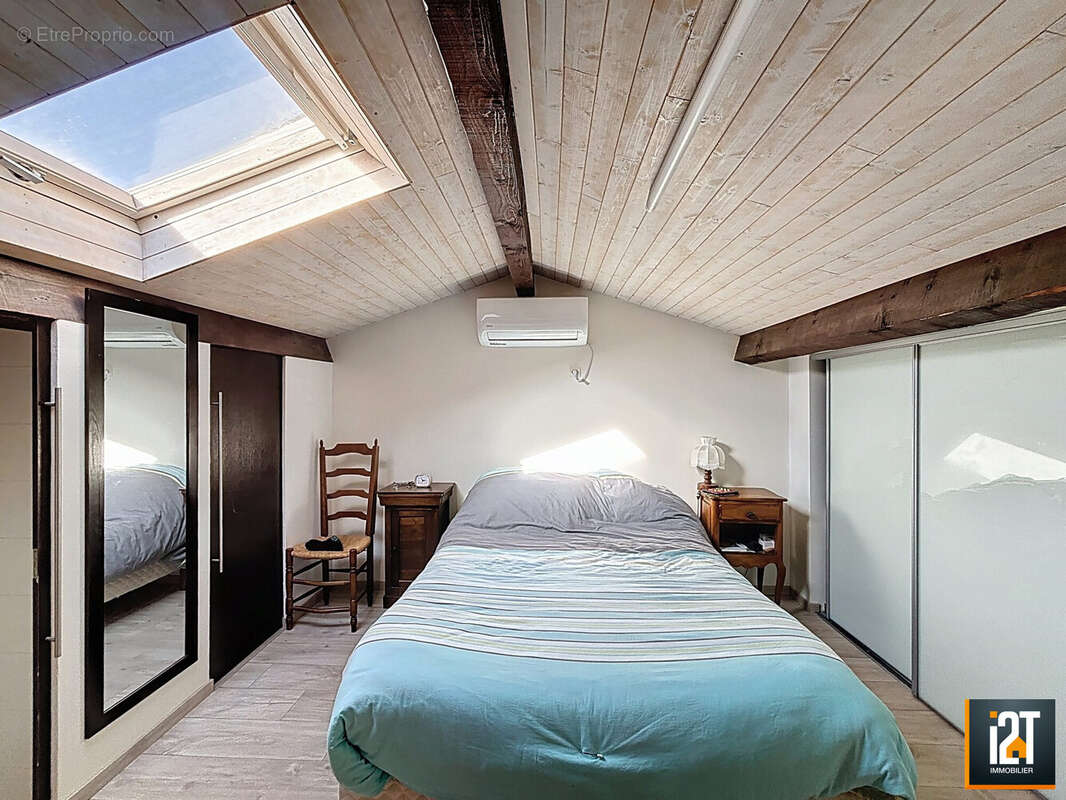 Maison à LA CALMETTE