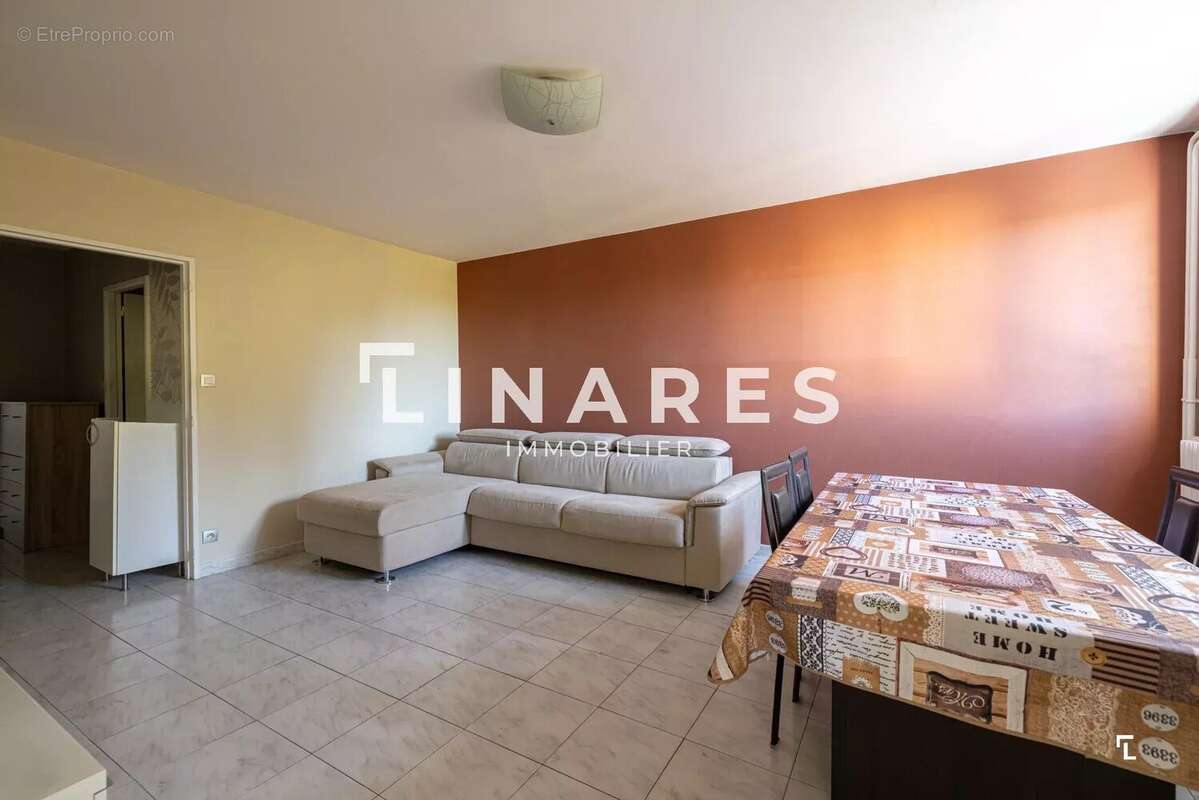 Appartement à MARSEILLE-11E