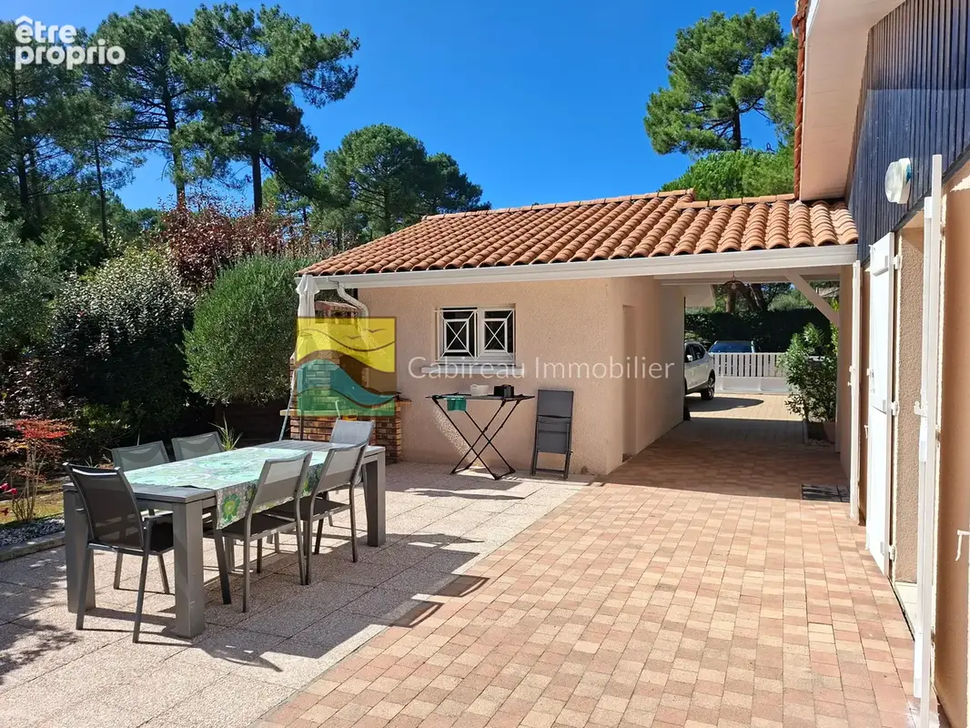 Maison avec piscine sur belle parcelle de 1 664 m2 - photo 3
