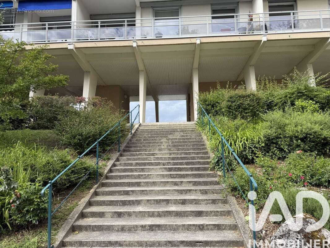 Photo 2 - Appartement à VAIRES-SUR-MARNE
