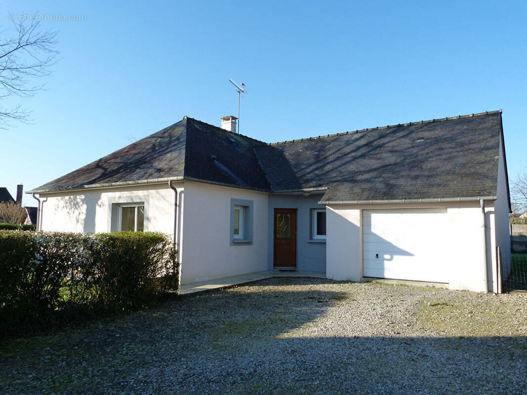 Maison à MERAL