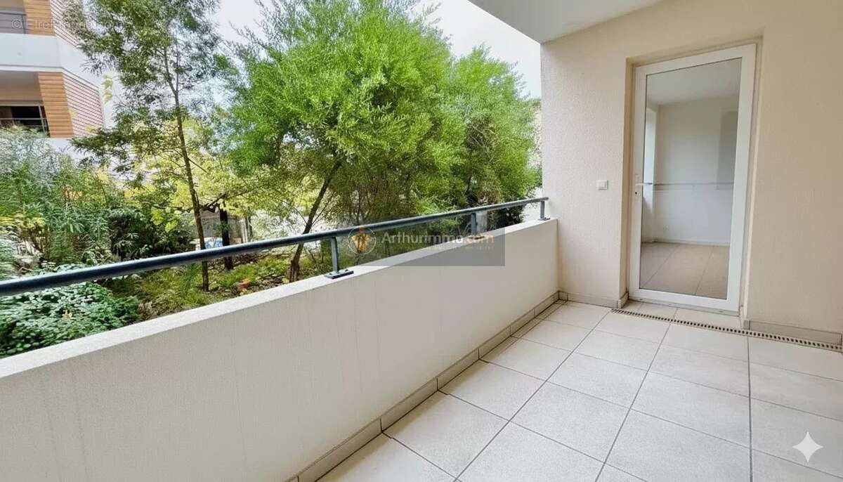 Appartement à FREJUS