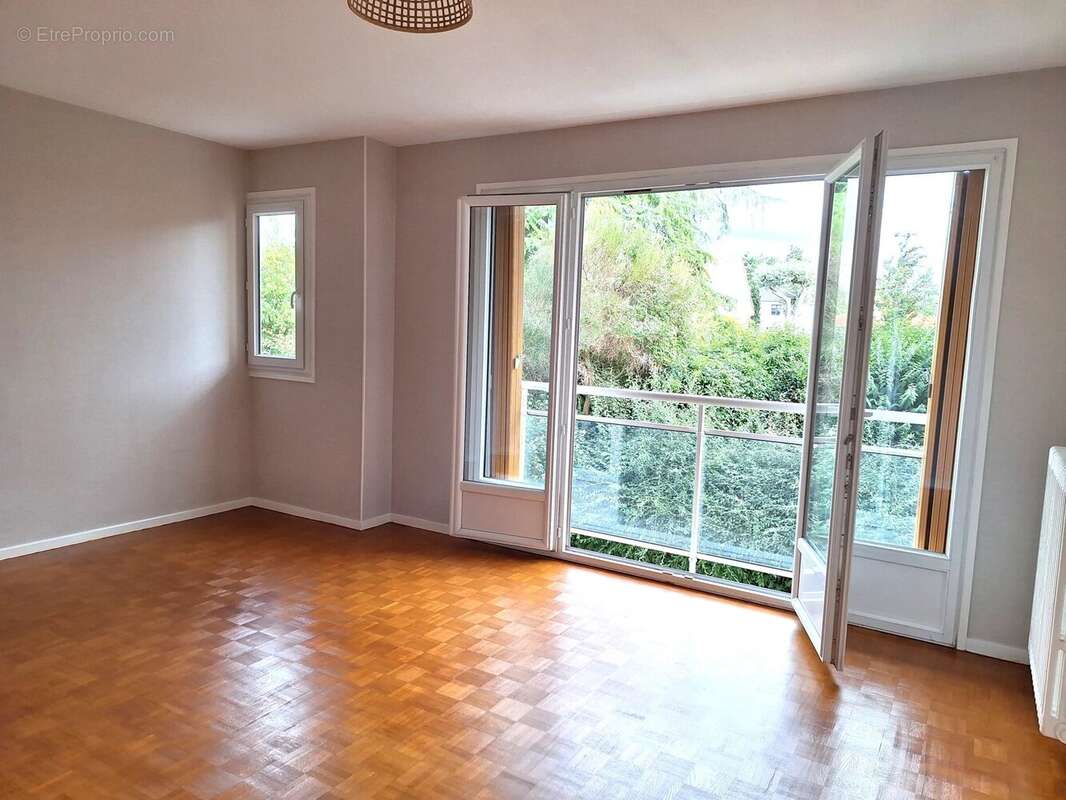 Appartement à CROISSY-SUR-SEINE