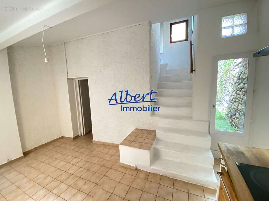 Appartement à OLLIOULES