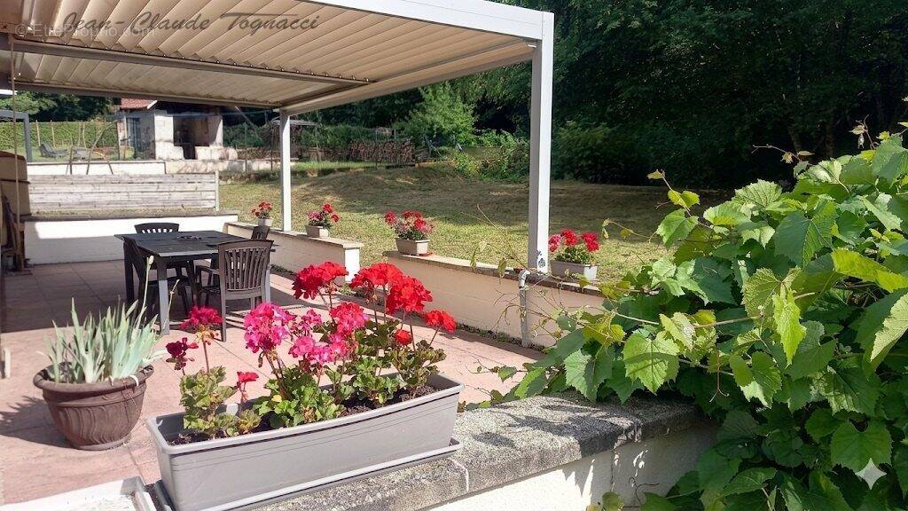 Maison à COURTELEVANT