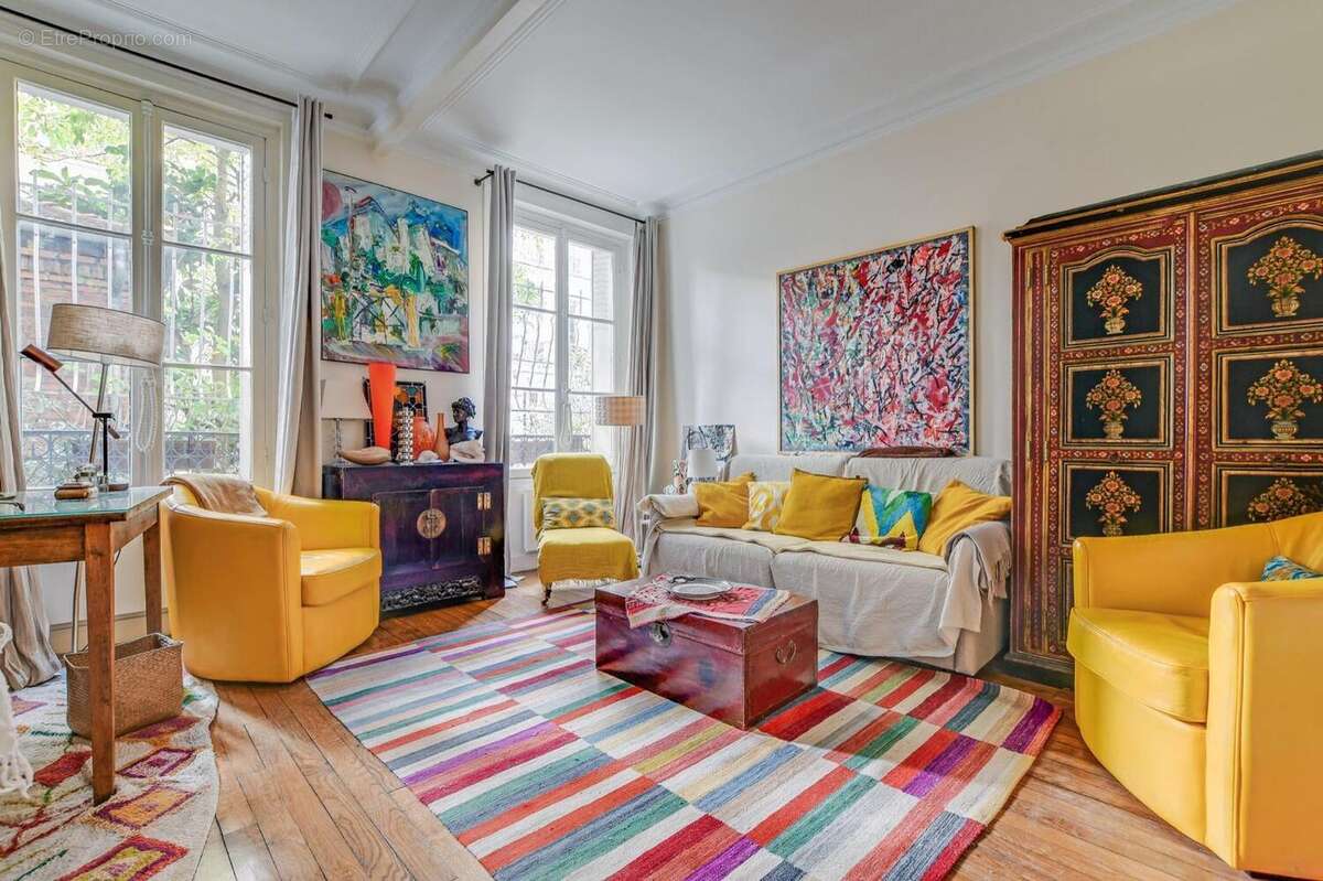 Appartement à PARIS-19E