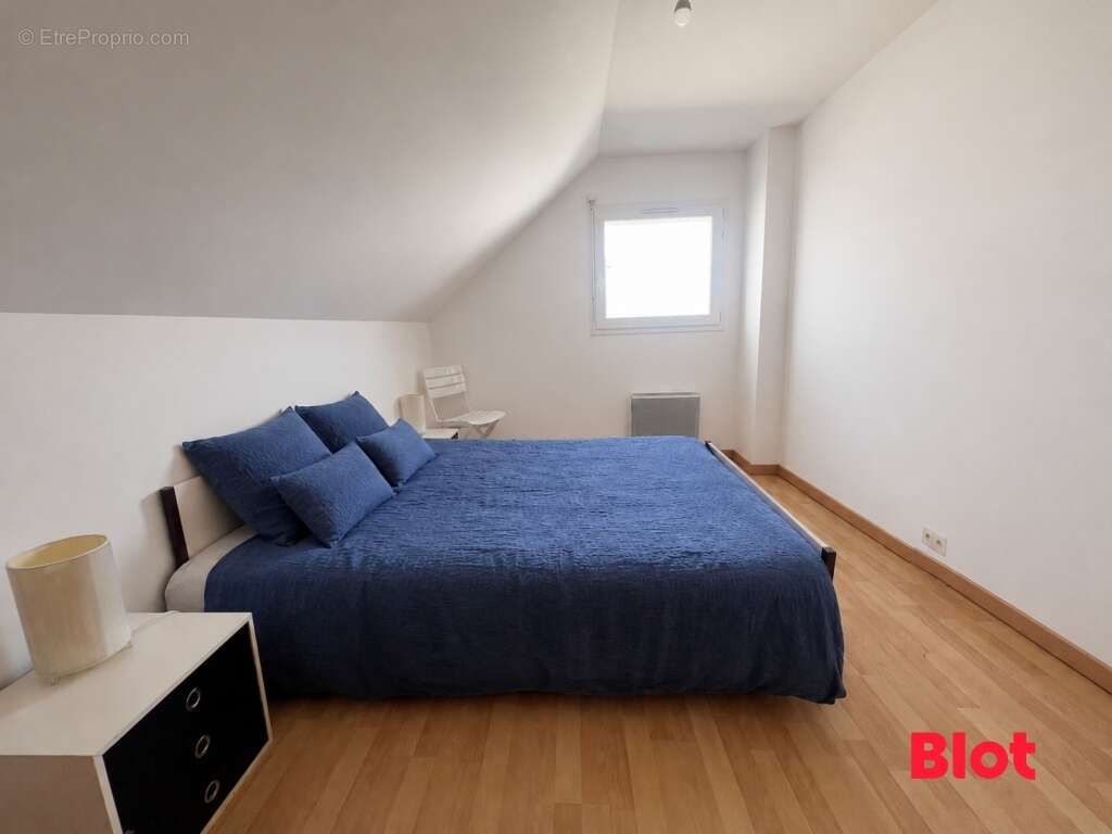 Maison 104 m² à Theix  - photo 8