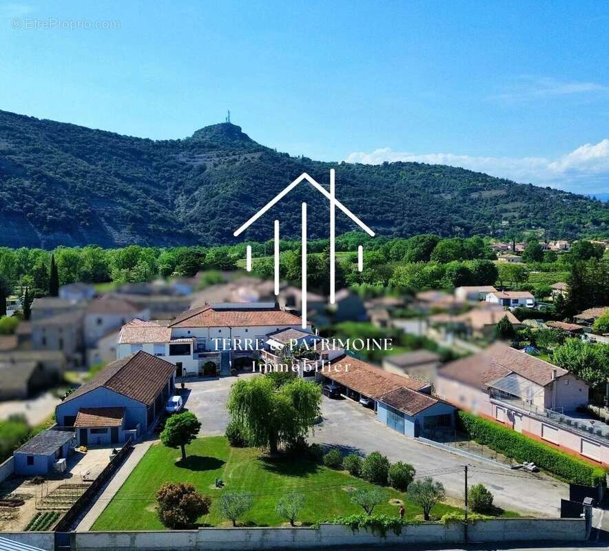 Maison à VALLON-PONT-D'ARC