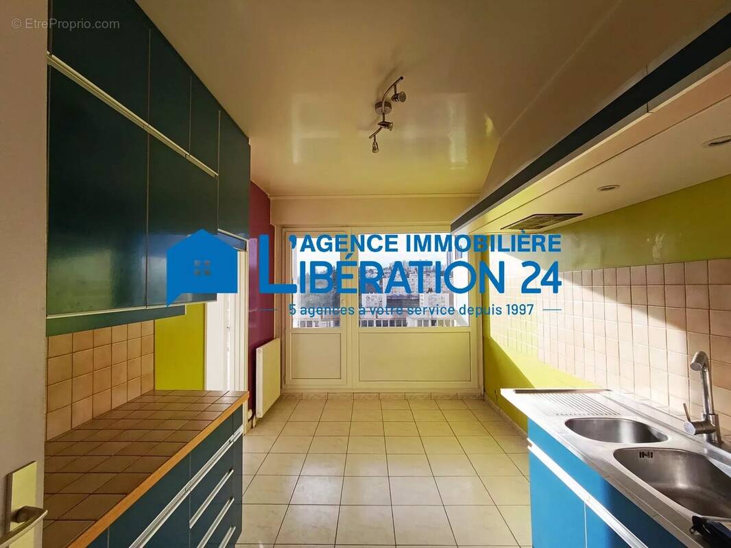 Appartement à SAINT-ETIENNE