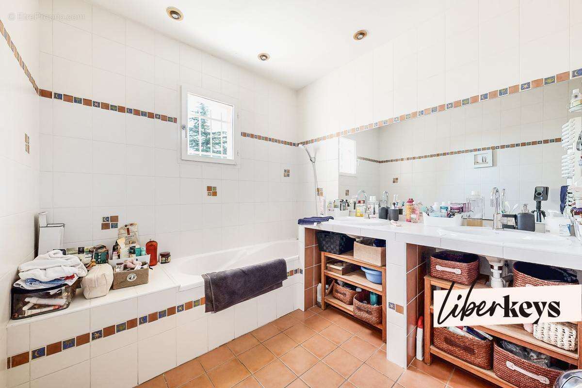 Maison à CALUIRE-ET-CUIRE