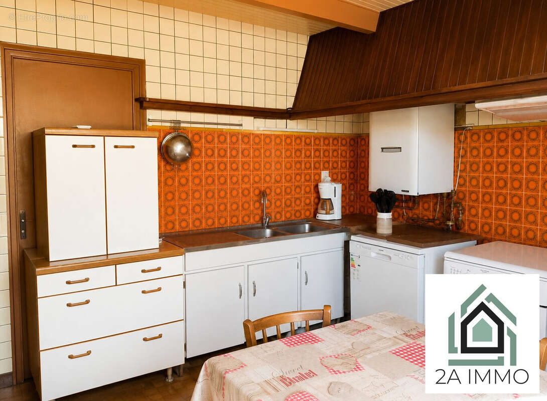Maison 145 m² à Escoutoux  - photo 6