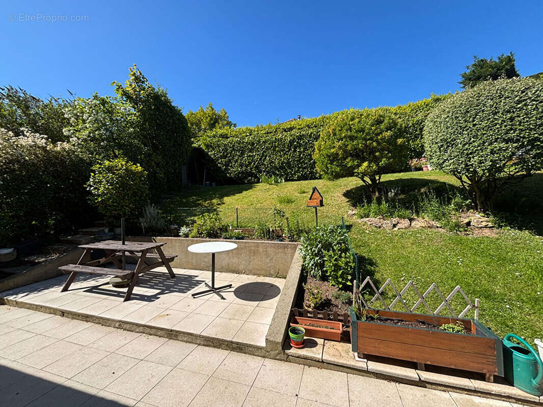 Appartement à SAINT-ETIENNE-AU-MONT