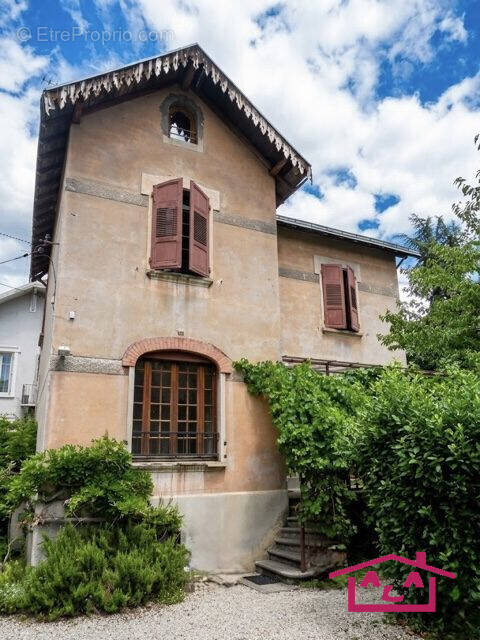 Maison à GRENOBLE