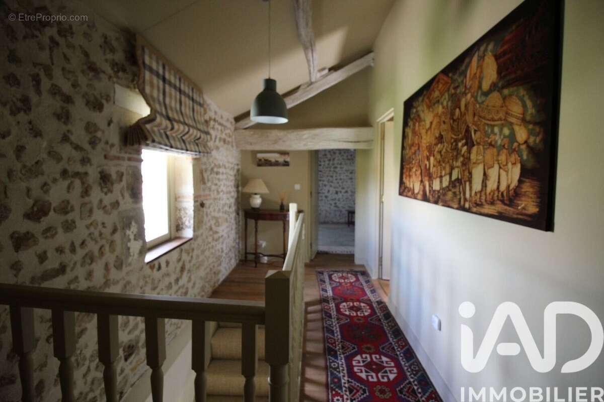 Photo 9 - Maison à SAVIGNE