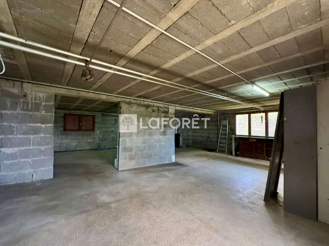 Maison à LA TRONCHE