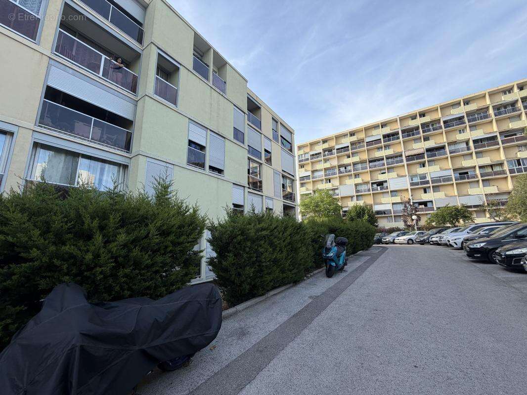 Appartement à MARSEILLE-10E