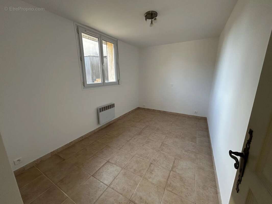 Appartement à SAINT-QUENTIN-LA-POTERIE