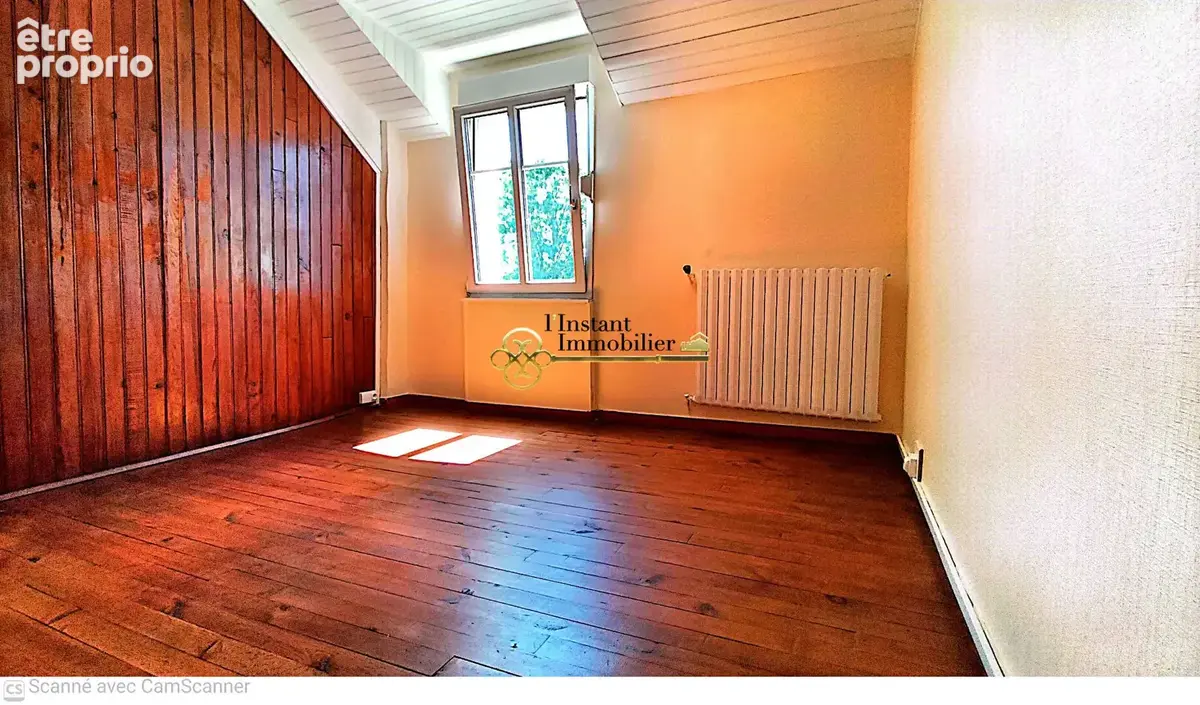 LE TRÉVOUX - Maison familiale avec jardin de plus de 1 000 m² - photo 8