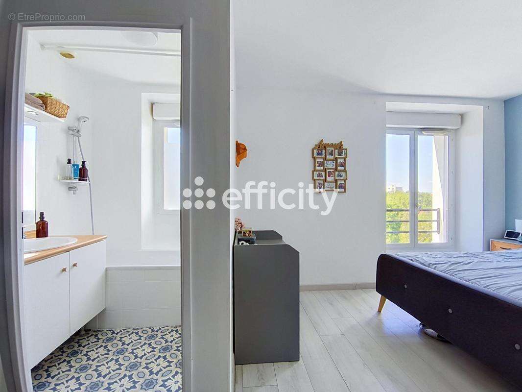 Appartement à SAINT-GRATIEN