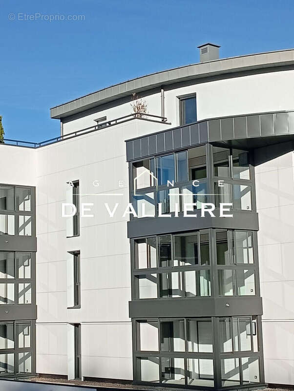 Appartement à SAINT-CYR-L'ECOLE