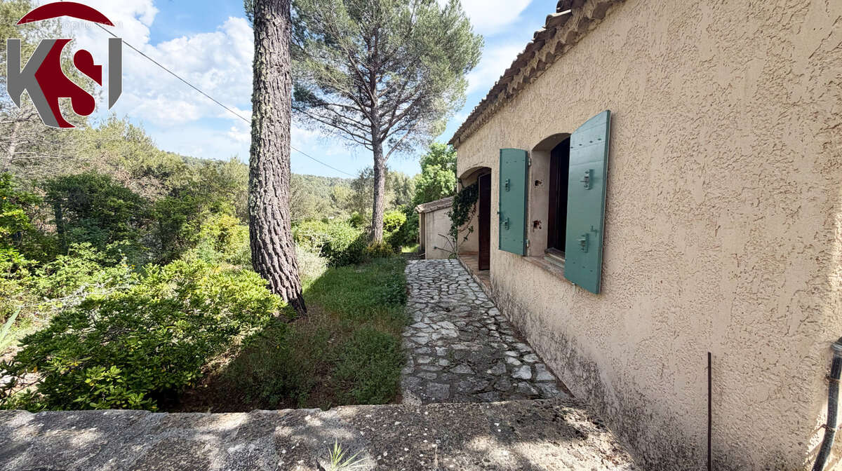 Maison à BRAS