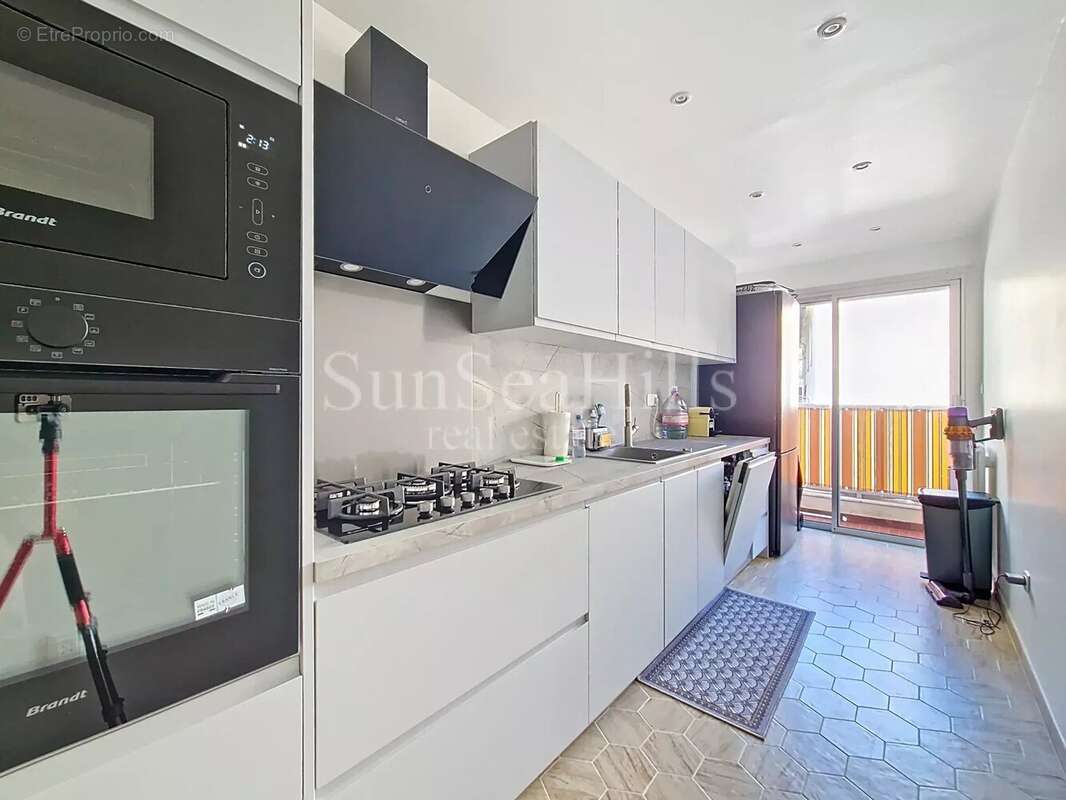 Nice – rue de france – 3 pièces traversant est-ouest – 78 m² – rénové - photo 3