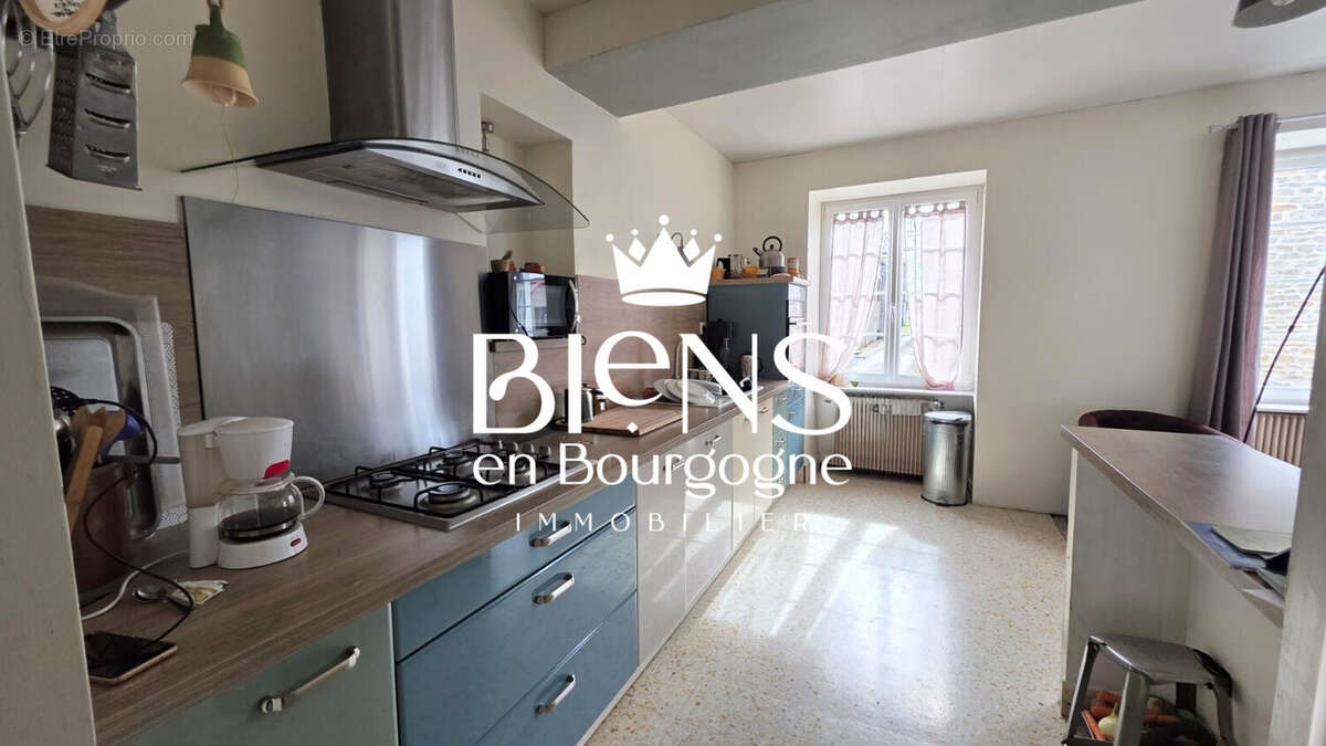 Maison à SAINT-GILLES