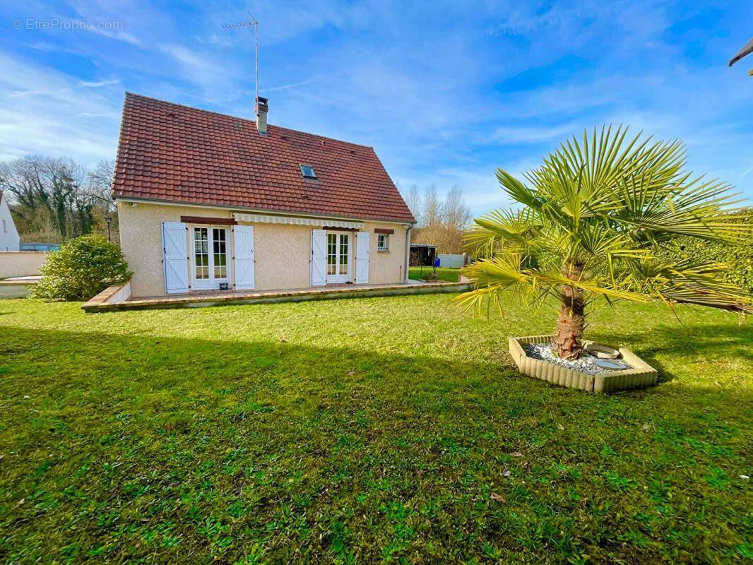 Maison à ANGICOURT