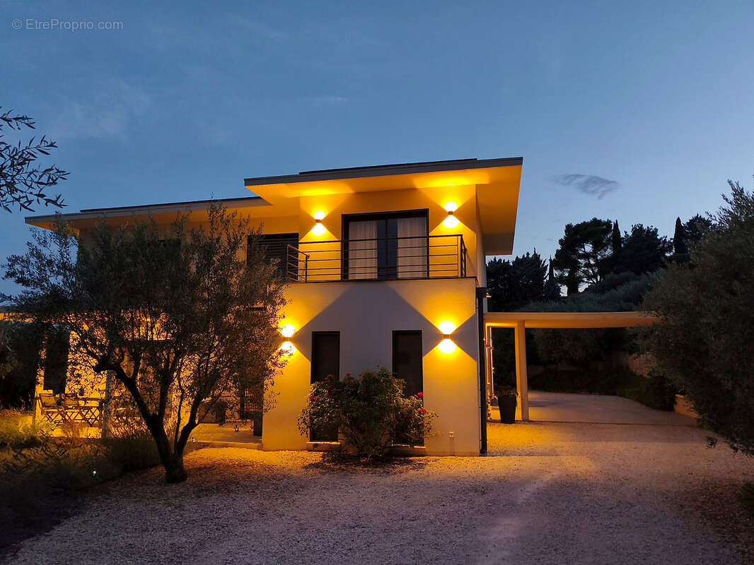 Maison à BEAUMES-DE-VENISE