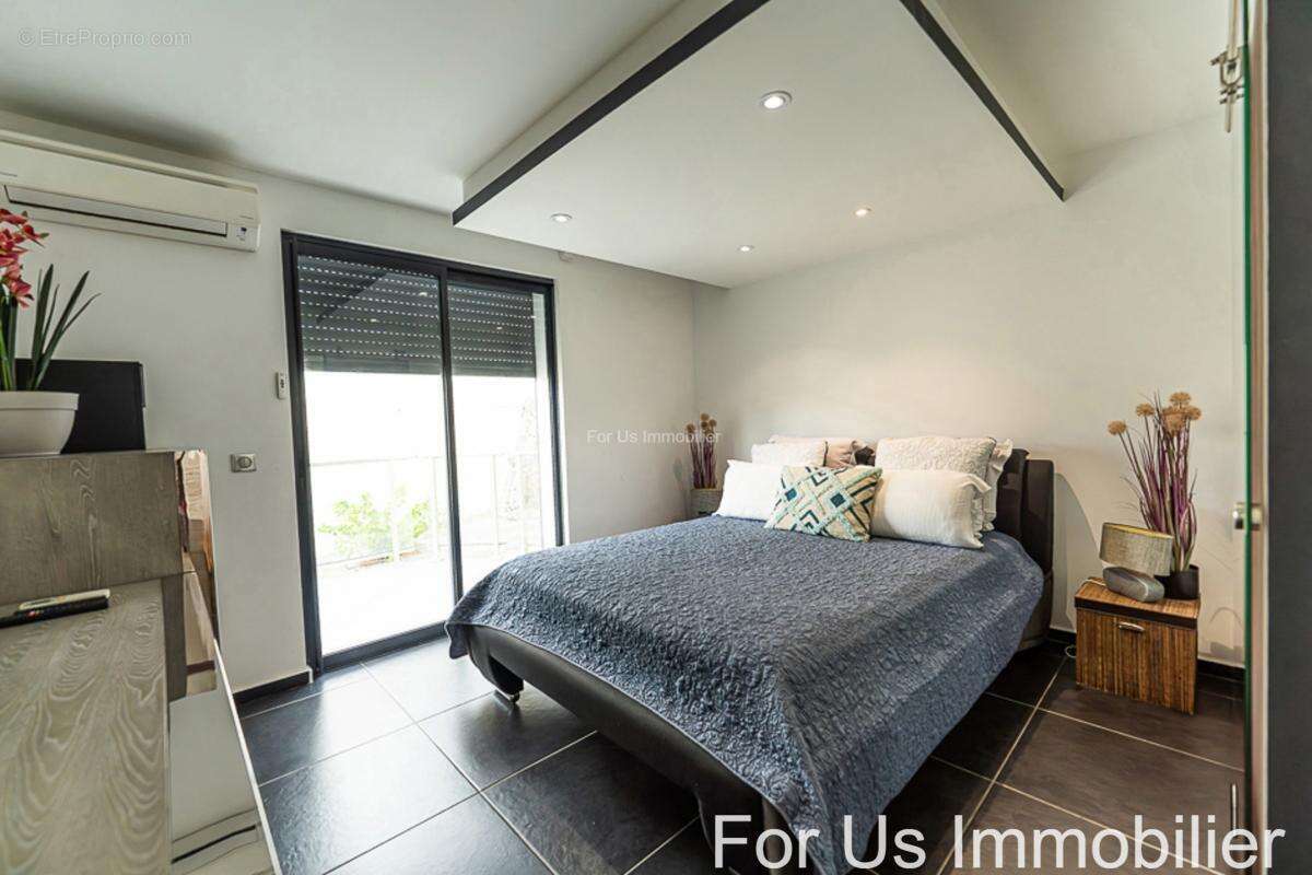 Maison à SAINTE-ANNE