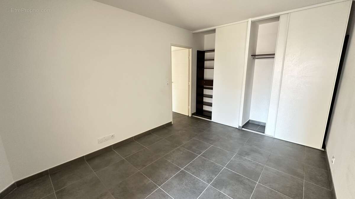 Appartement à SIX-FOURS-LES-PLAGES