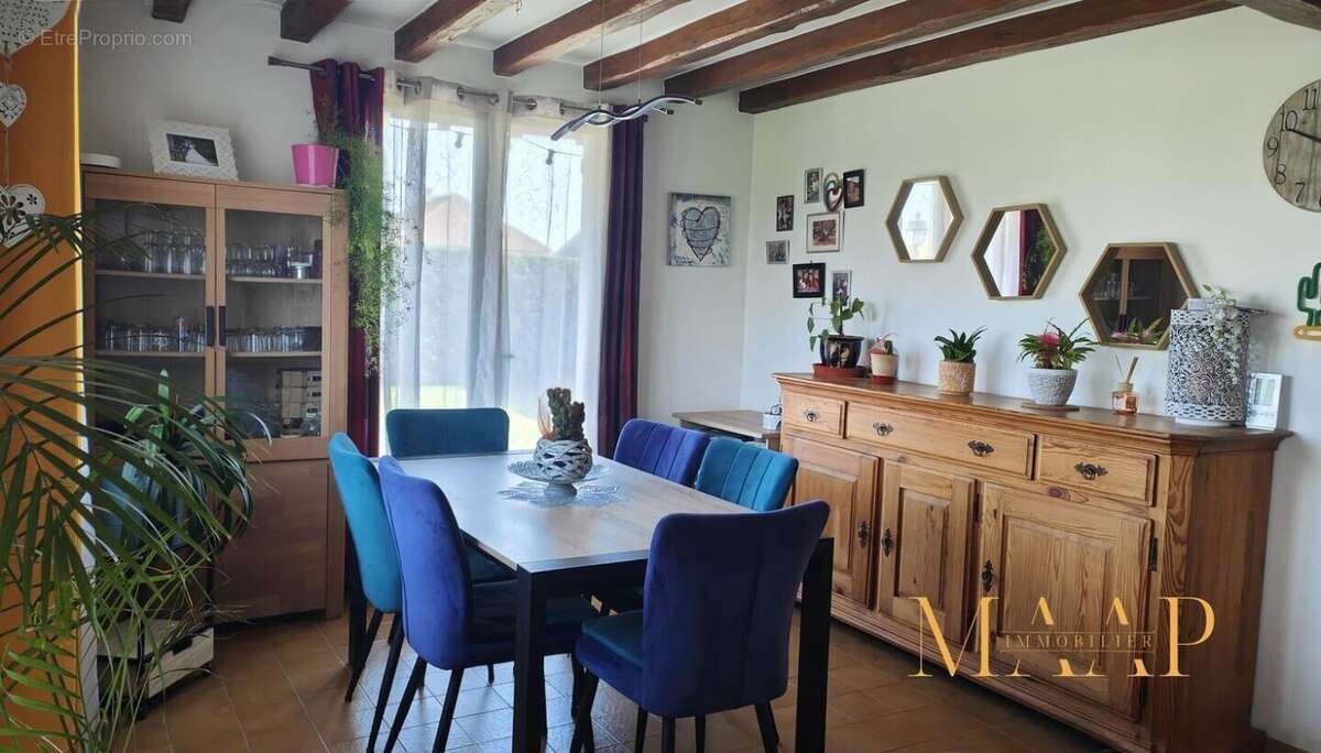Maison à CLOYES-SUR-LE-LOIR