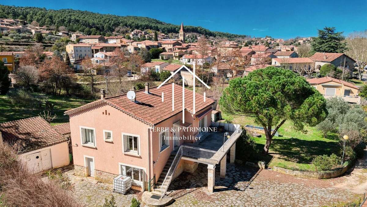 Maison à SAINT-PAUL-LE-JEUNE