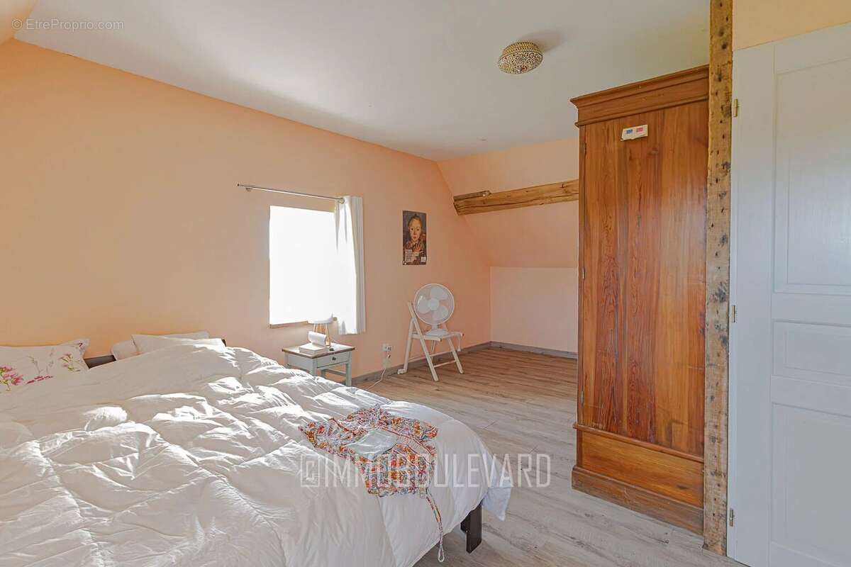 Maison à BOUSSAC-BOURG