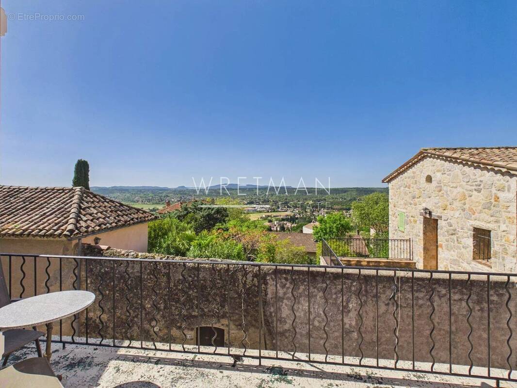 Maison à FAYENCE