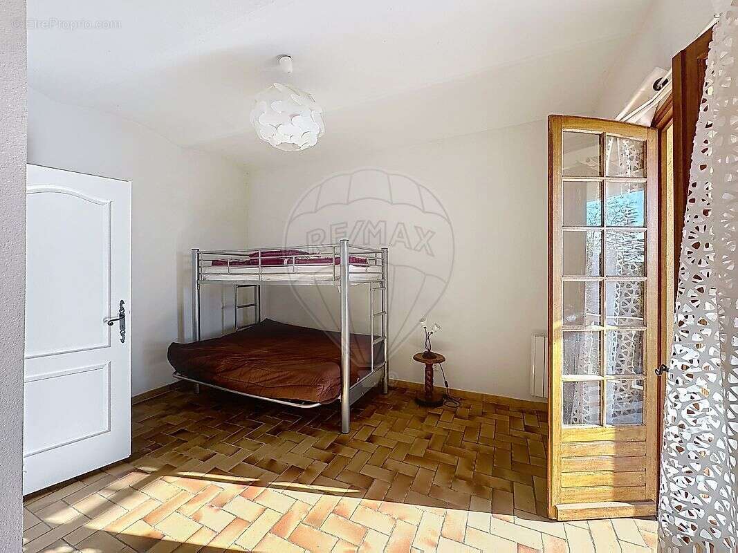 Maison à ALLEGRE-LES-FUMADES