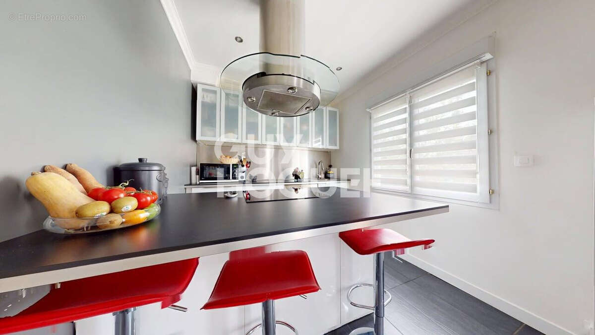 Maison à SAVIGNY-SUR-ORGE