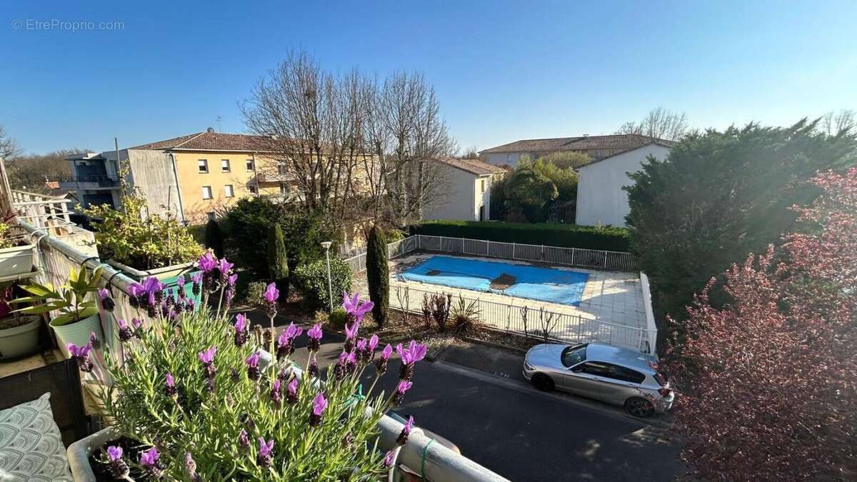 Appartement à MONTBETON