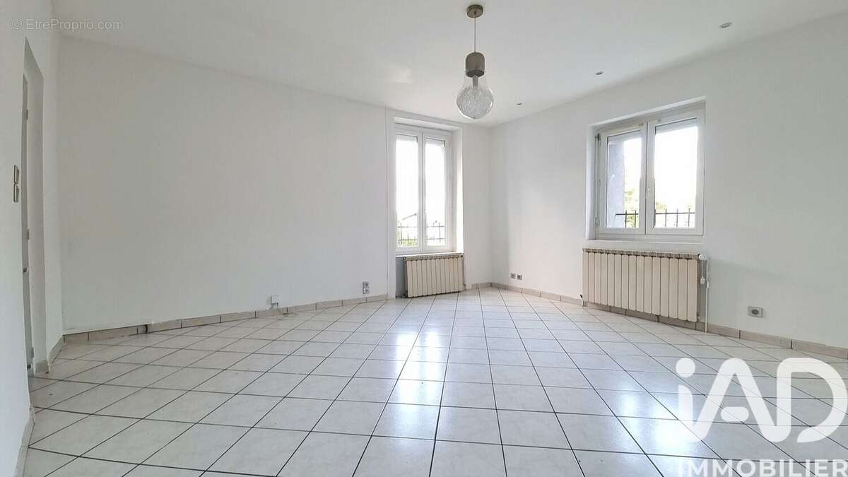 Photo 9 - Maison à SAINT-CHAMOND