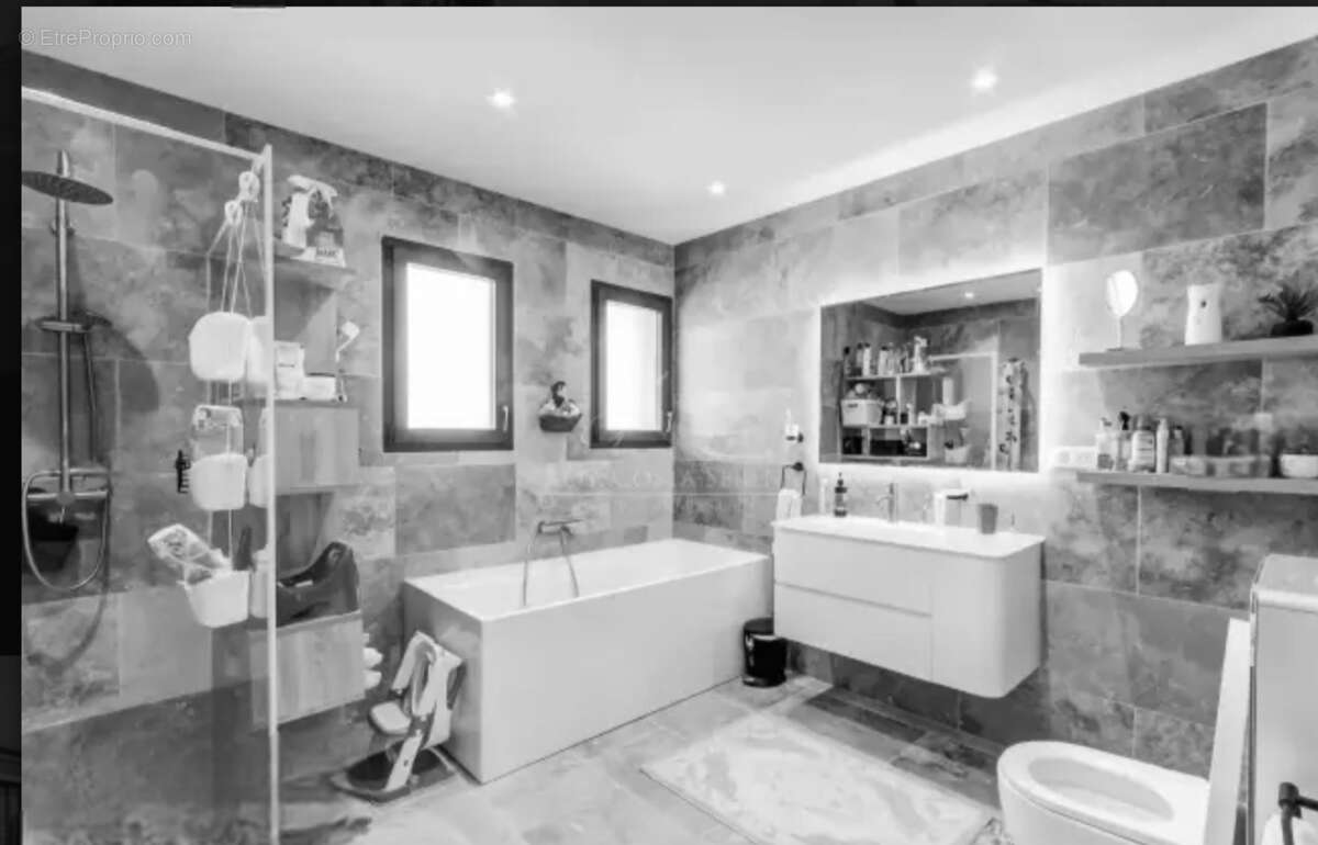 Appartement à SOLARO