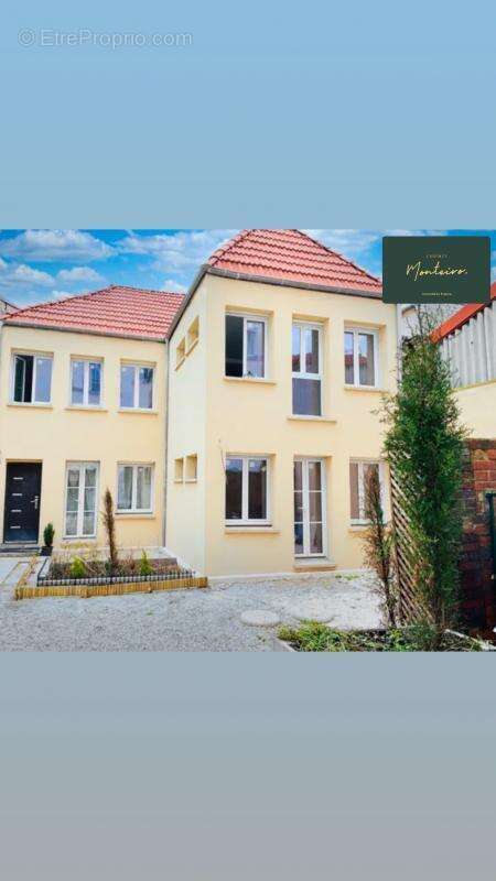 Maison à SAINT-DENIS